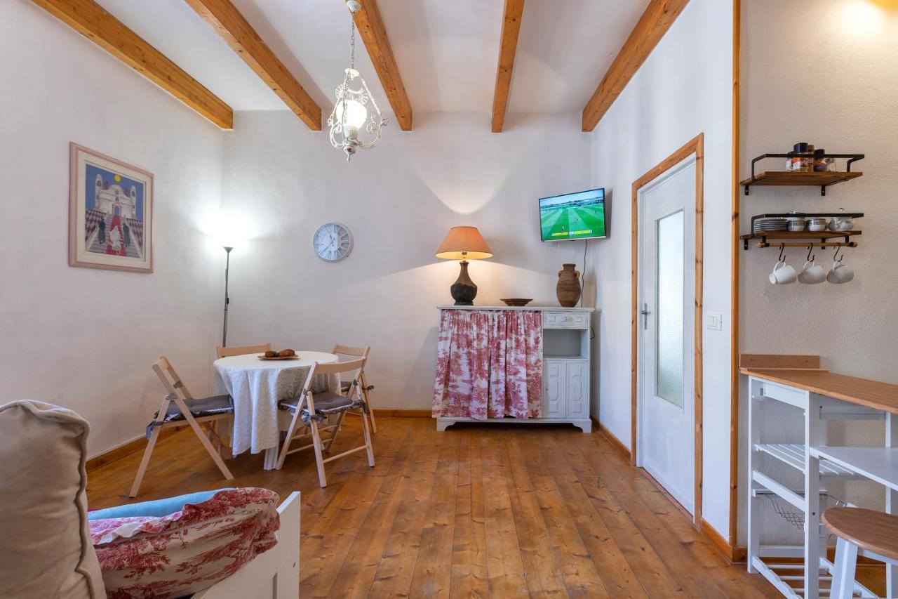 La Finestra Sul Teatro Apartment Alghero Ngoại thất bức ảnh