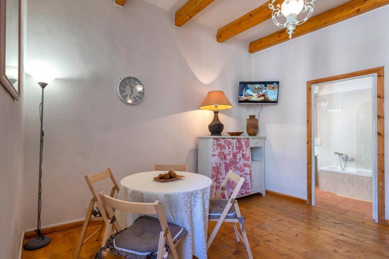 La Finestra Sul Teatro Apartment Alghero Ngoại thất bức ảnh